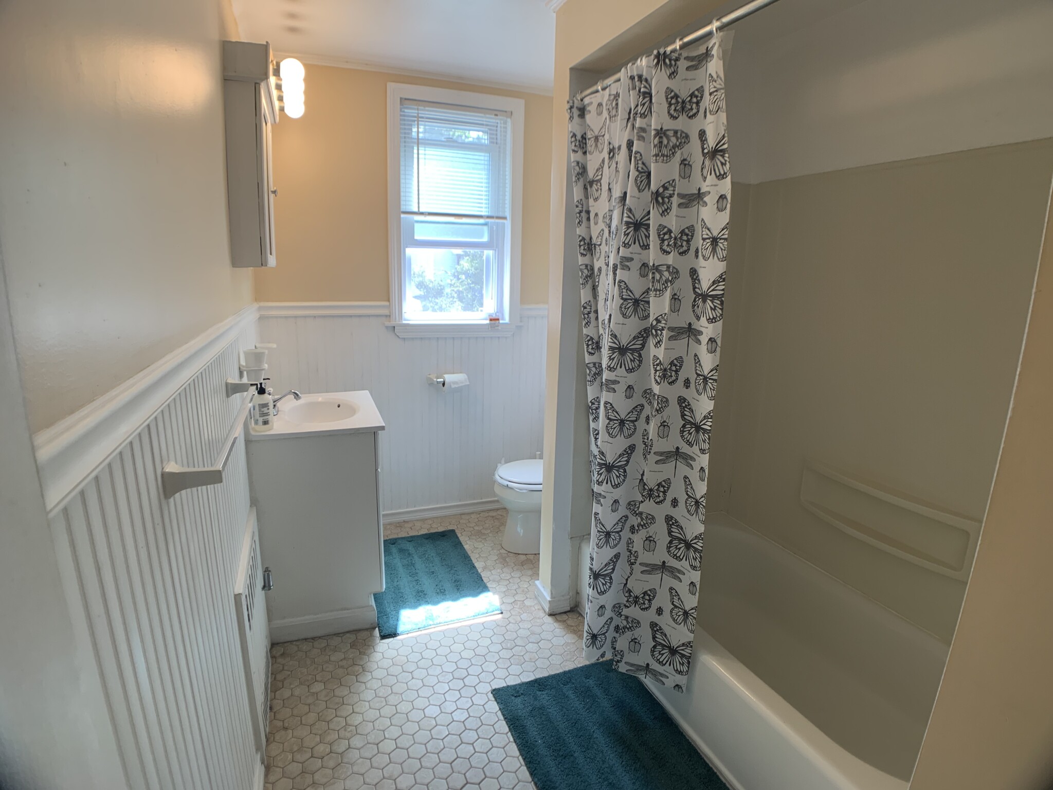 2 bed, 1 bath apartment for rent at 16 Montgomery St Unit 2, North Cambridge — photo 21 of 40