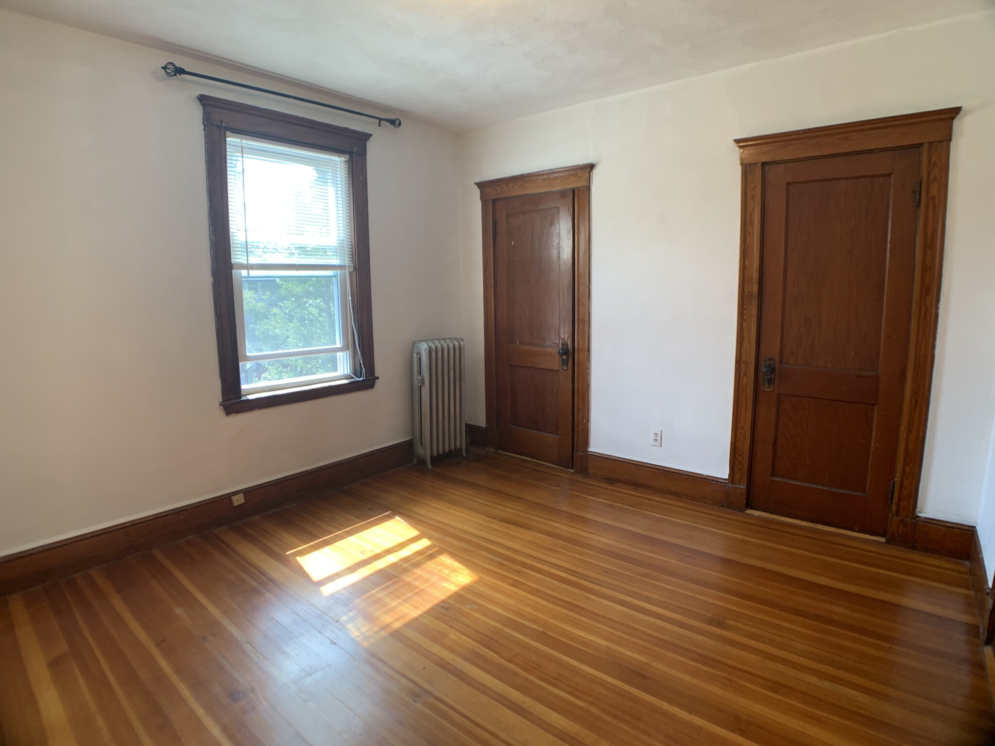2 bed, 1 bath apartment for rent at 16 Montgomery St Unit 2, North Cambridge — photo 5 of 40