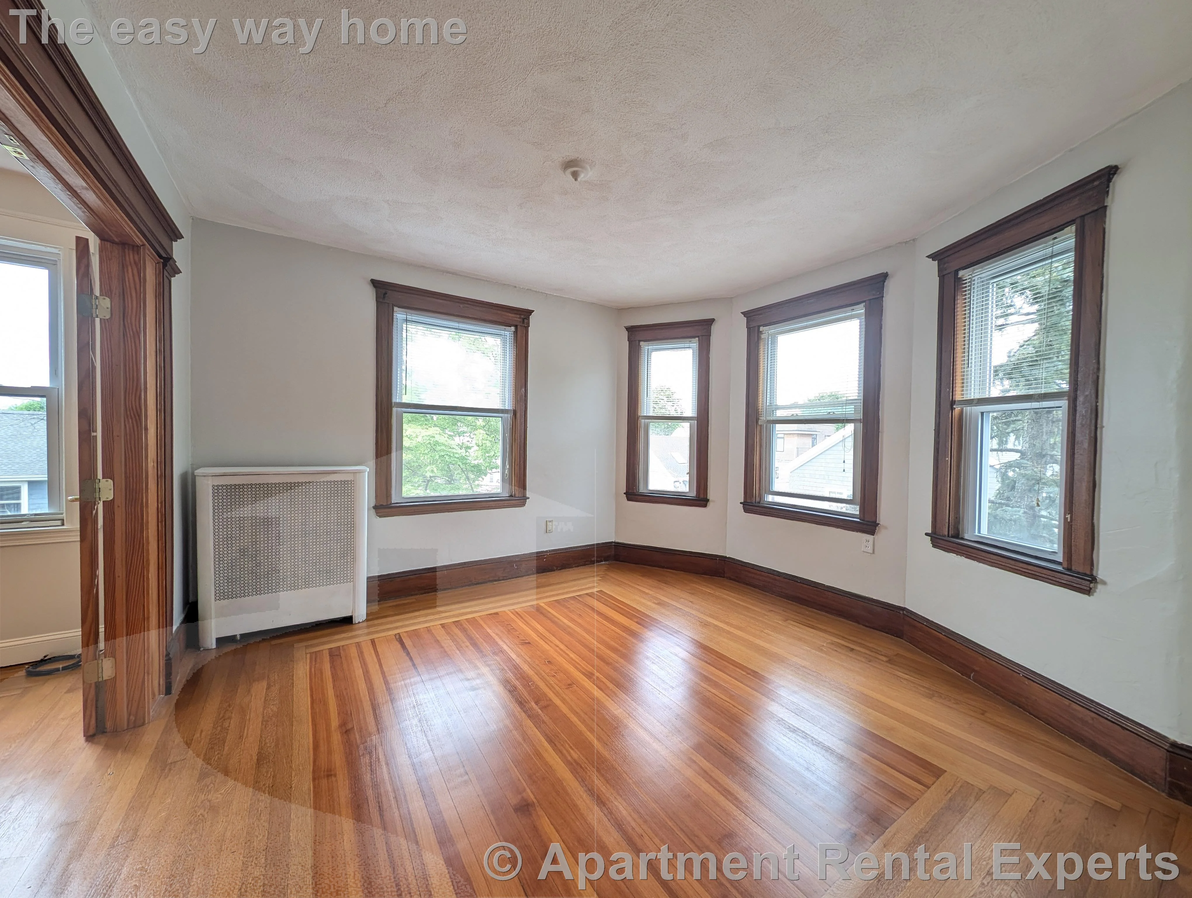 2 bed, 1 bath apartment for rent at 16 Montgomery St Unit 3, North Cambridge — photo 2 of 19