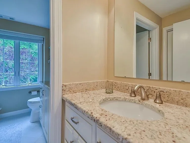 4 bed, 2 bath apartment for rent at 16 Munnings Dr Unit 16, Sudbury — photo 24 of 28