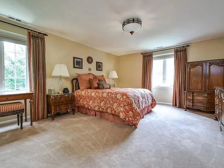 4 bed, 2 bath apartment for rent at 16 Munnings Dr Unit 16, Sudbury — photo 19 of 28