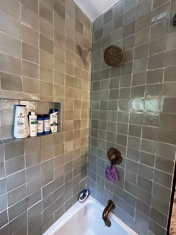 3 bed, 1 bath apartment for rent at 16 Nashua Unit 16, Magoun Square — photo 14 of 33