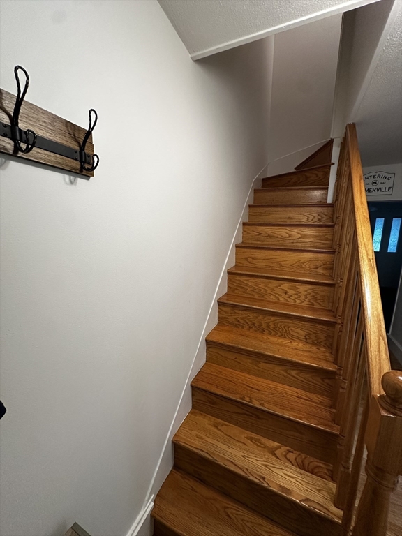 3 bed, 1 bath apartment for rent at 16 Nashua Unit 16, Magoun Square — photo 10 of 33