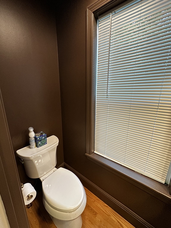 3 bed, 1 bath apartment for rent at 16 Nashua Unit 16, Magoun Square — photo 9 of 33