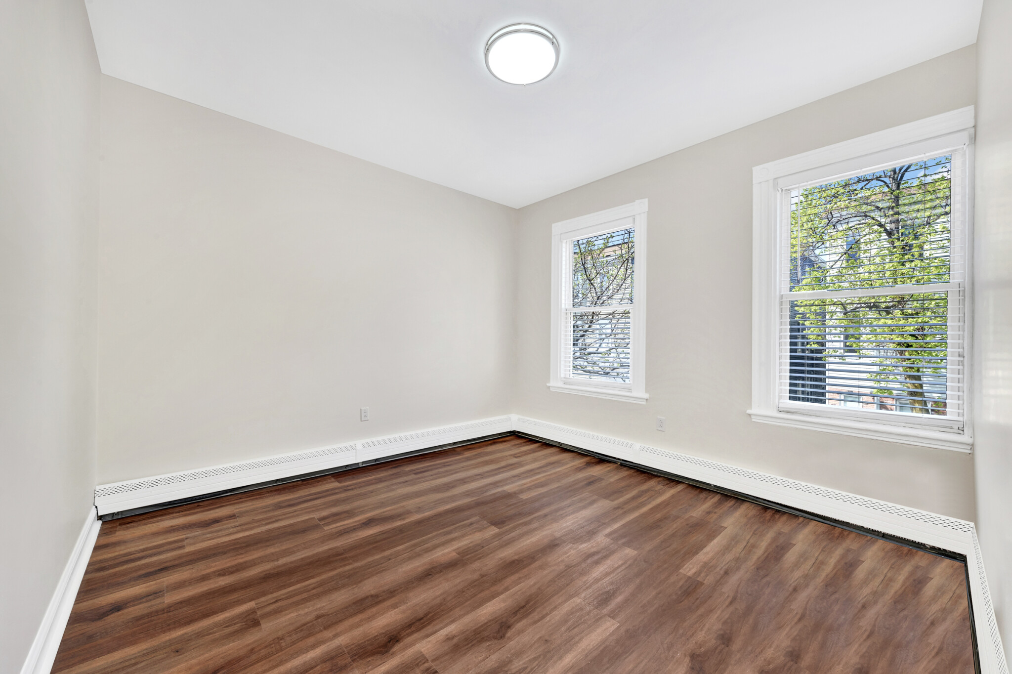 3 bed, 1 bath apartment for rent at 16 O St Unit 3, South Boston — photo 8 of 14