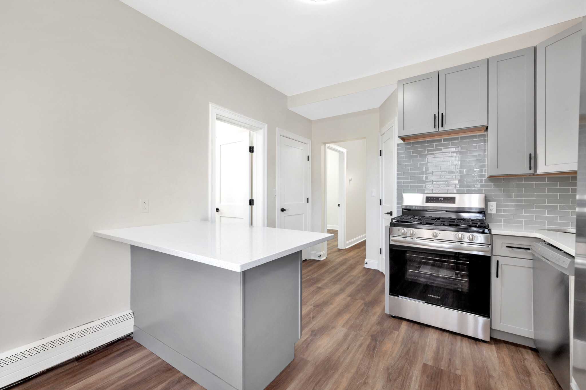 3 bed, 1 bath apartment for rent at 16 O St Unit 3, South Boston — photo 3 of 14