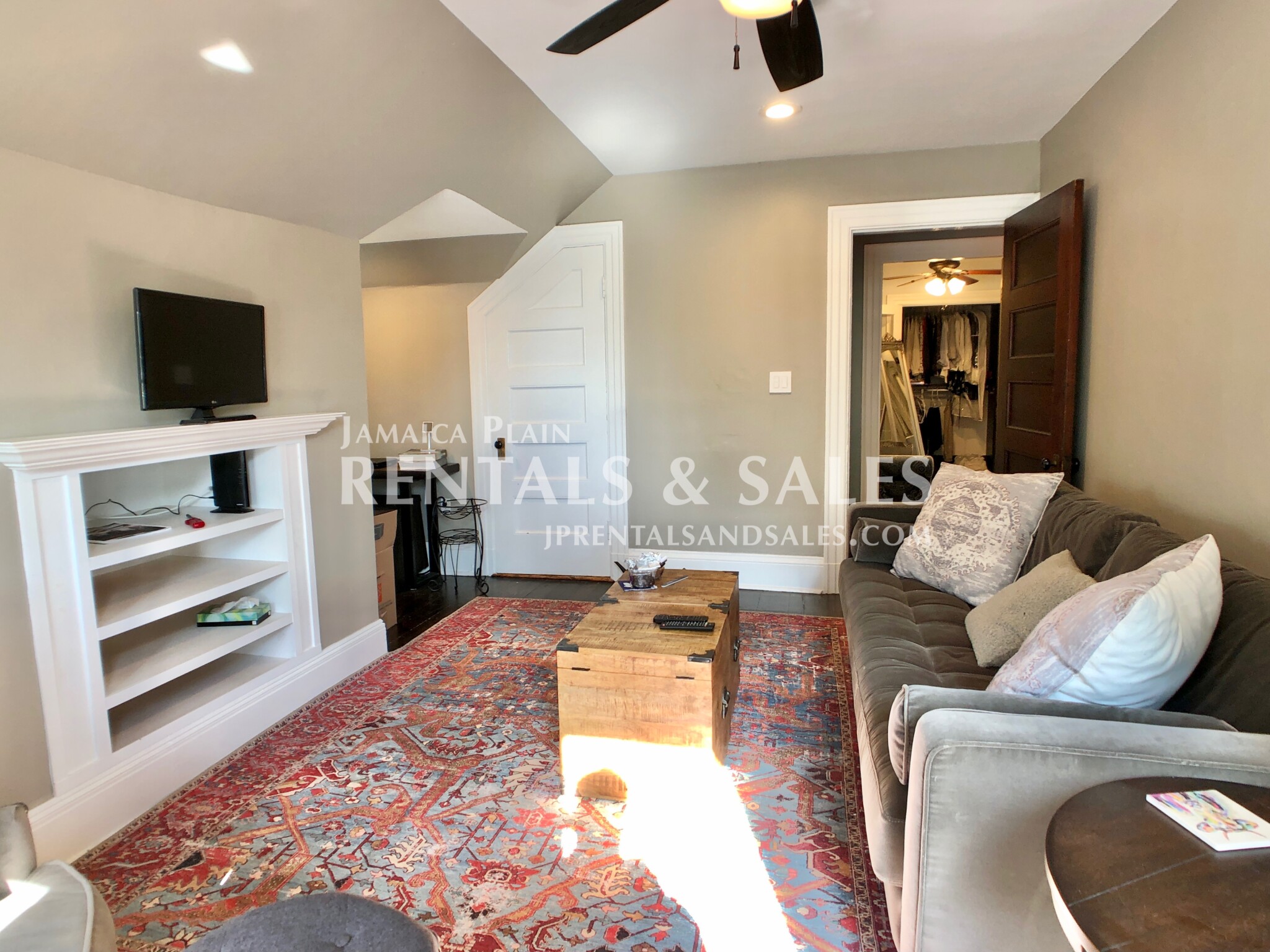 1 bed, 1 bath apartment for rent at 16 Oakview Ter Unit 3, Jamaica Plain — photo 3 of 19