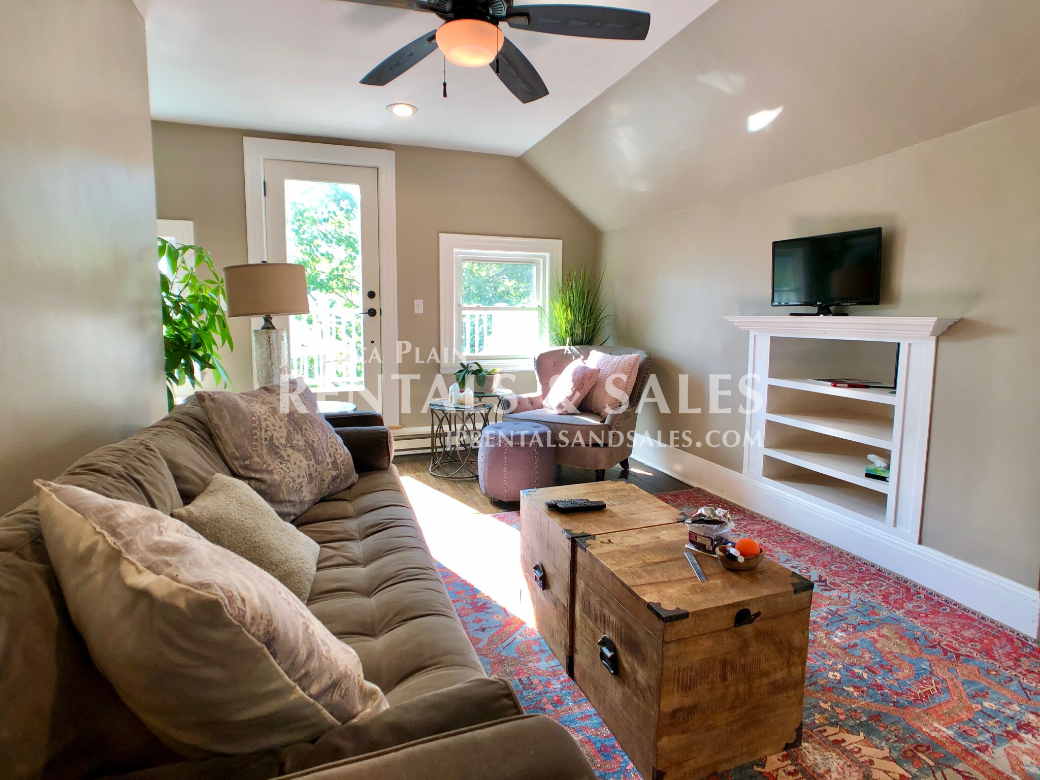 1 bed, 1 bath apartment for rent at 16 Oakview Ter Unit 3, Jamaica Plain