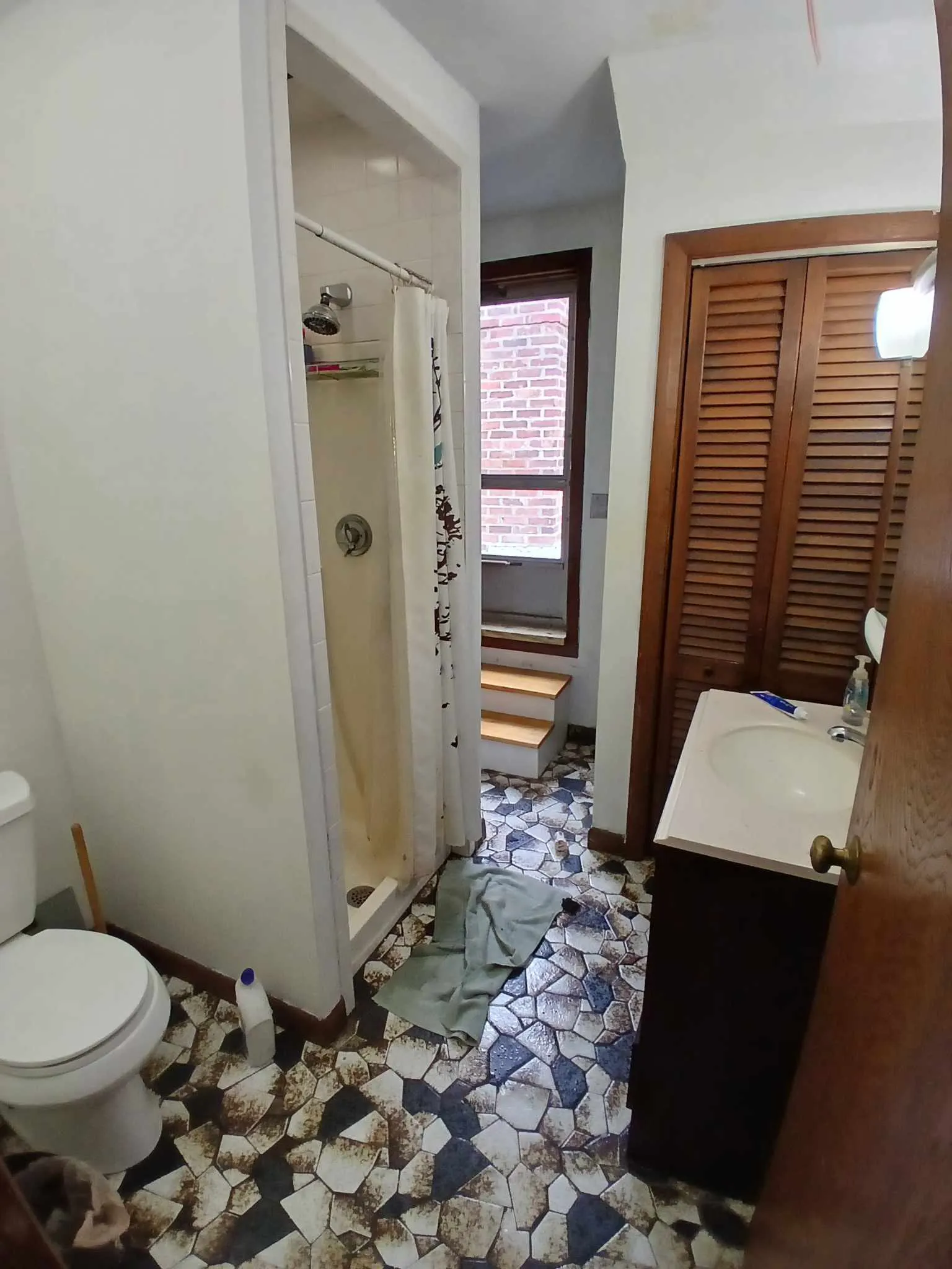 2 bed, 1 bath apartment for rent at 16 Orange St Unit townhouse, South Side — photo 10 of 14