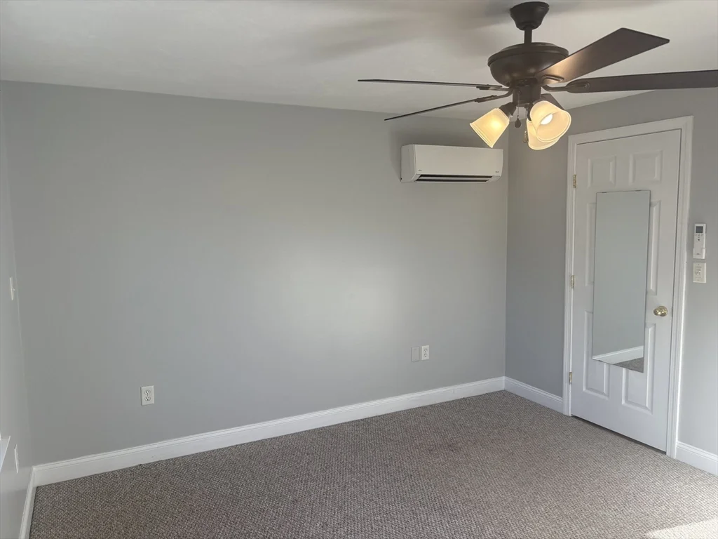 3 bed, 1 bath apartment for rent at 16 Orleans Rd, Weymouth — photo 7 of 13