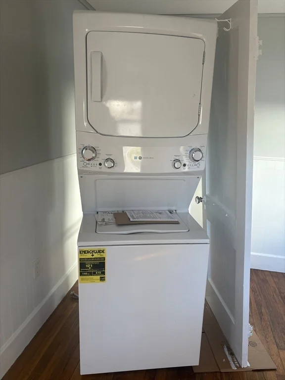 3 bed, 1 bath apartment for rent at 16 Orleans Rd, Weymouth — photo 12 of 13