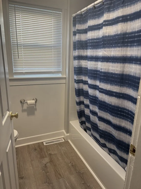 3 bed, 1 bath apartment for rent at 16 Orleans Rd, Weymouth — photo 11 of 13