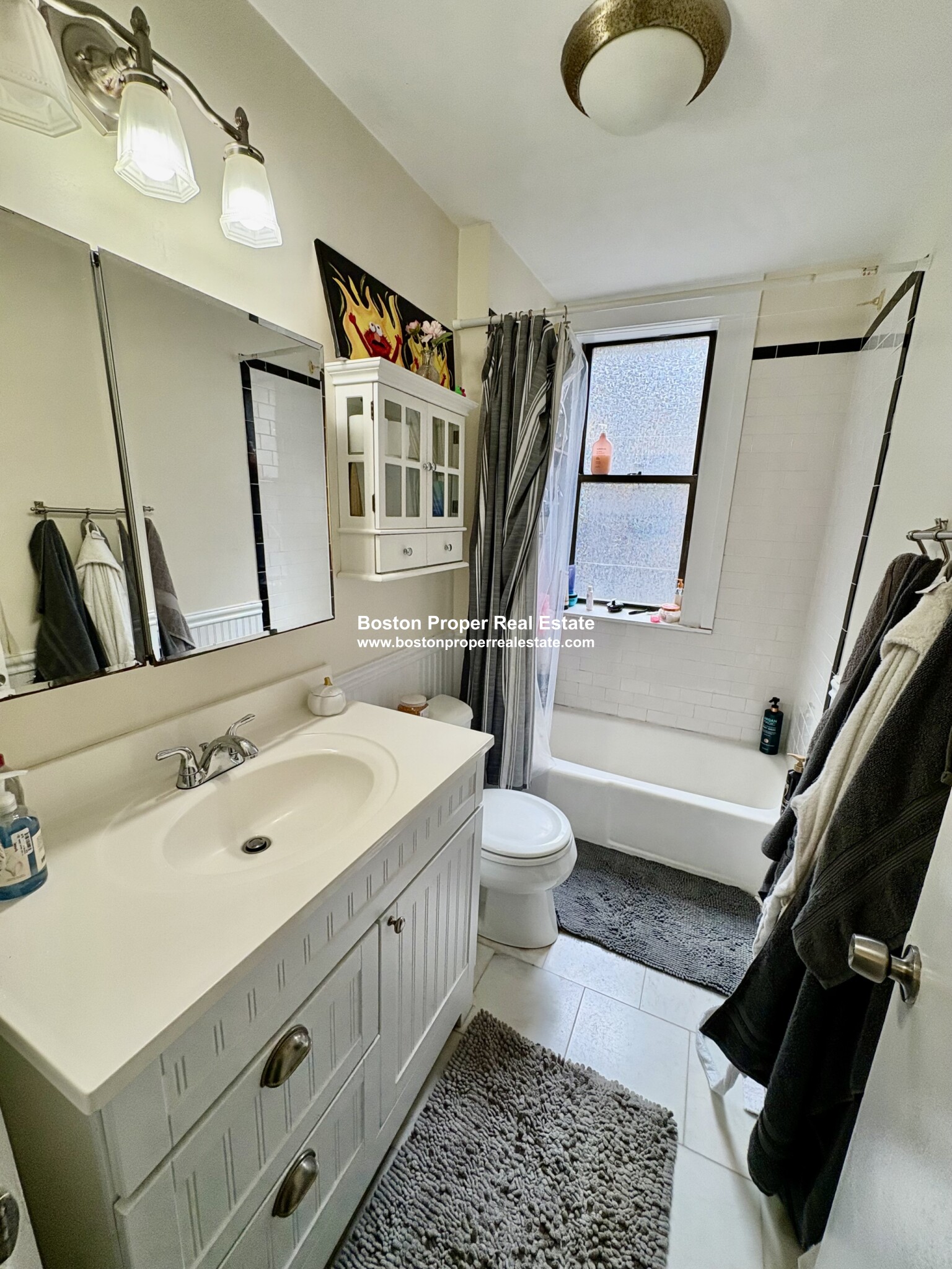 2 bed, 1 bath apartment for rent at 16 Park Dr Unit 105, Fenway — photo 7 of 8