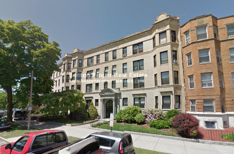 2 bed, 1 bath apartment for rent at 16 Park Dr Unit 105, Fenway — photo 8 of 8