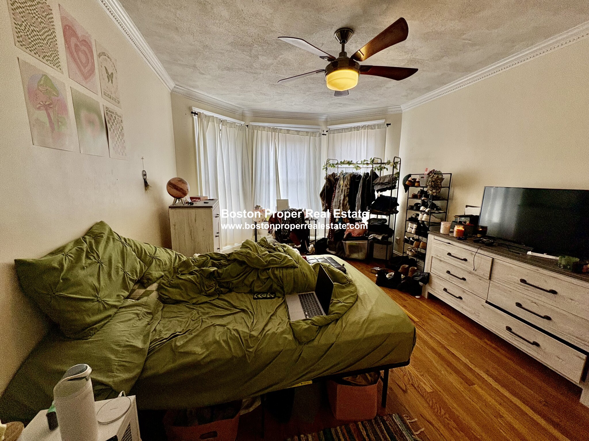 2 bed, 1 bath apartment for rent at 16 Park Dr Unit 105, Fenway — photo 2 of 8