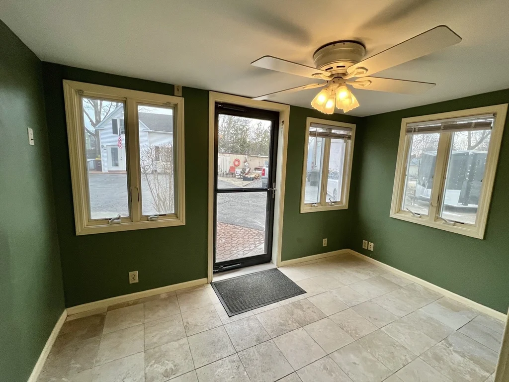 3 bed, 1 bath apartment for rent at 16 Pearl St Unit 1, North Weymouth — photo 15 of 16