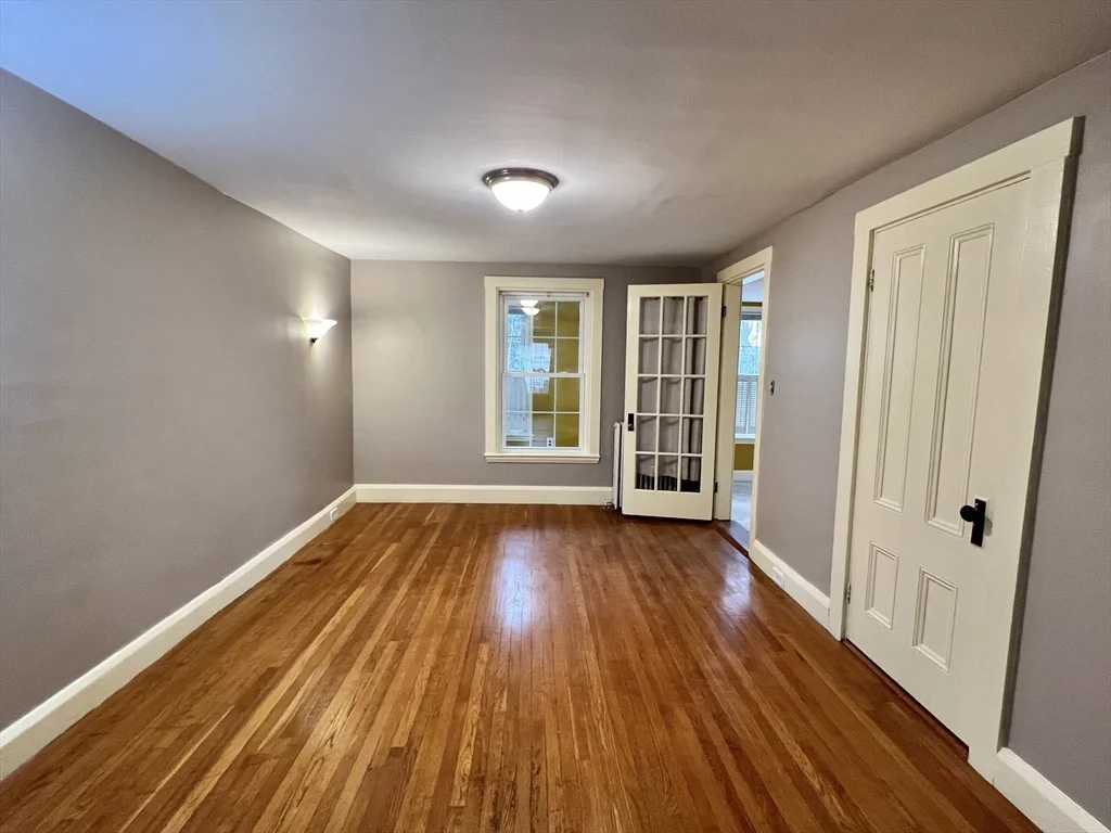 3 bed, 1 bath apartment for rent at 16 Pearl St Unit 1, North Weymouth — photo 7 of 16
