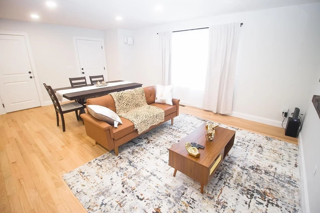 2 bed, 1 bath apartment for rent at 16 Peckham Ave Unit 1, Brockton — photo 4 of 10