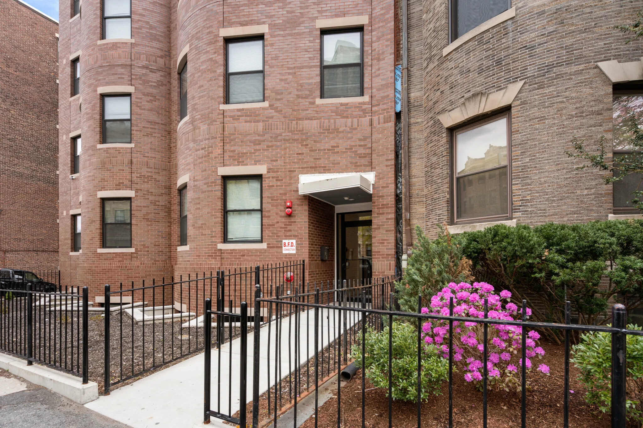 2 bed, 2 bath apartment for rent at 16 Peterborough St Unit 102, Fenway — photo 12 of 17
