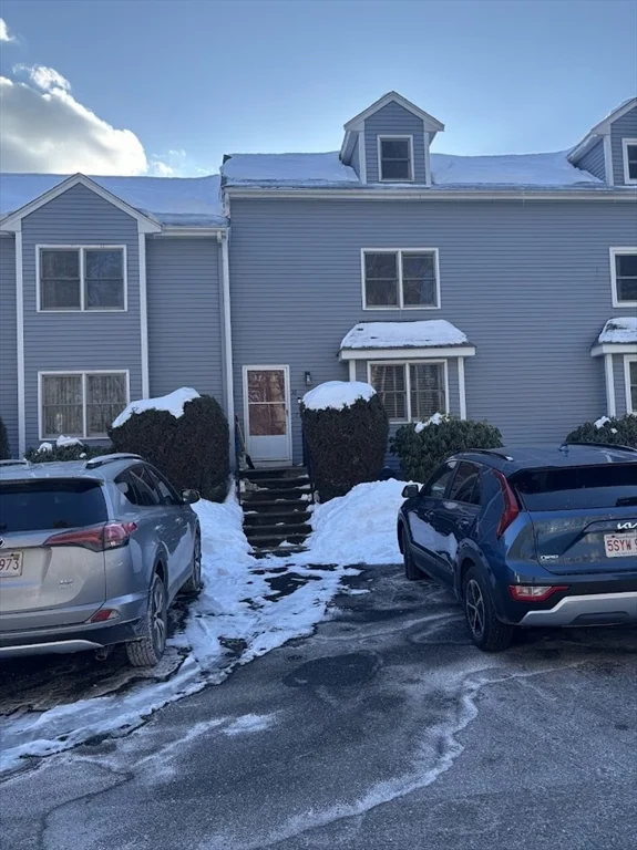 2 bed, 1 bath apartment for rent at 16 Pinecrest Village Unit 16, Hopkinton — photo 14 of 17