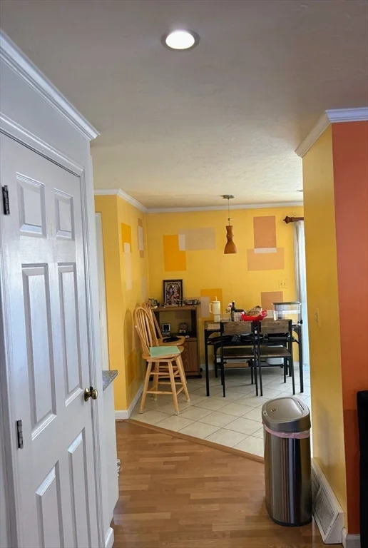 2 bed, 1 bath apartment for rent at 16 Pinecrest Village Unit 16, Hopkinton — photo 3 of 17