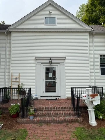 2 bed, 2 bath apartment for rent at 16 Pleasant St Unit 1, Ayer — photo 2 of 29
