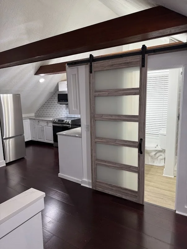 1 bed, 1 bath apartment for rent at 16 Pleasant St Unit B, Orange — photo 9 of 15