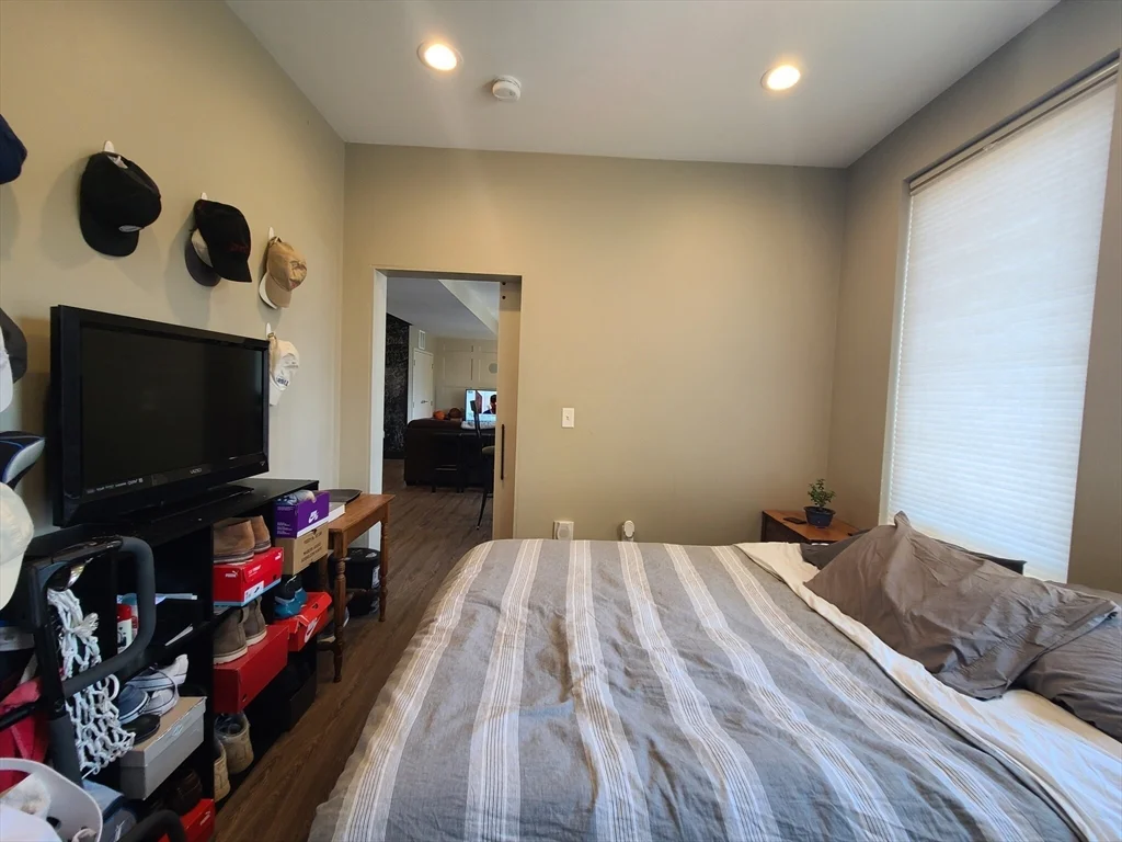 3 bed, 2 bath apartment for rent at 16 Preble St Unit 1, South Boston — photo 16 of 21