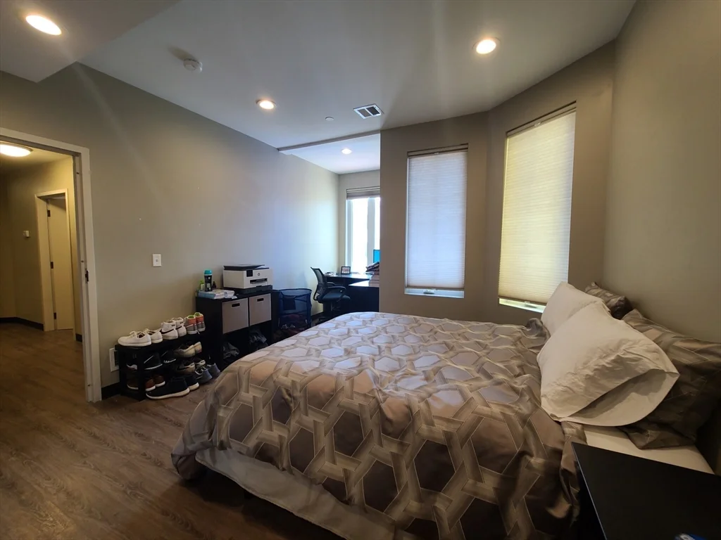 3 bed, 2 bath apartment for rent at 16 Preble St Unit 1, South Boston — photo 13 of 21