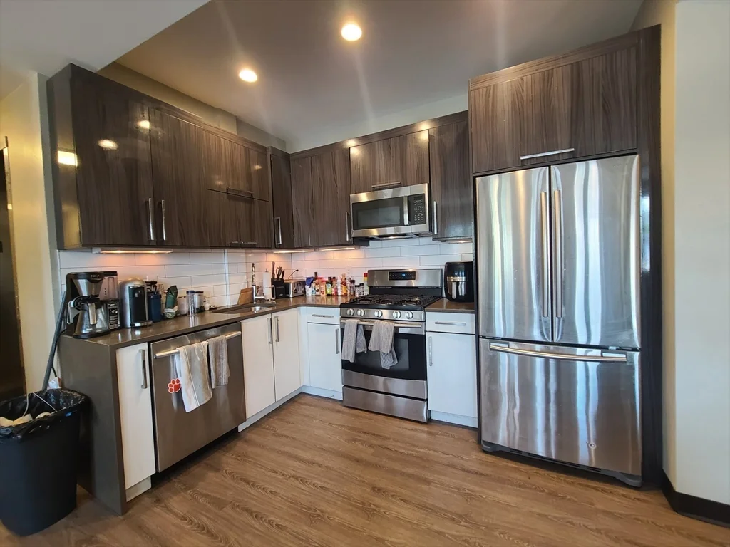 3 bed, 2 bath apartment for rent at 16 Preble St Unit 1, South Boston — photo 2 of 21
