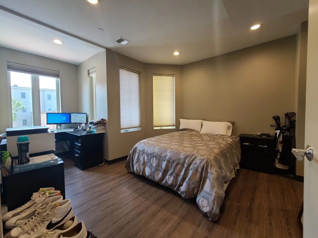 3 bed, 2 bath apartment for rent at 16 Preble St Unit 1, South Boston — photo 14 of 21