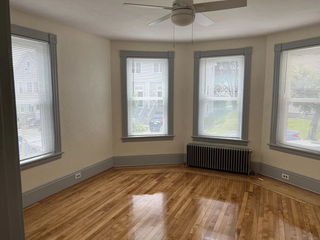 3 bed, 1 bath apartment for rent at 16 Prentice St Unit 1, Worcester — photo 13 of 23