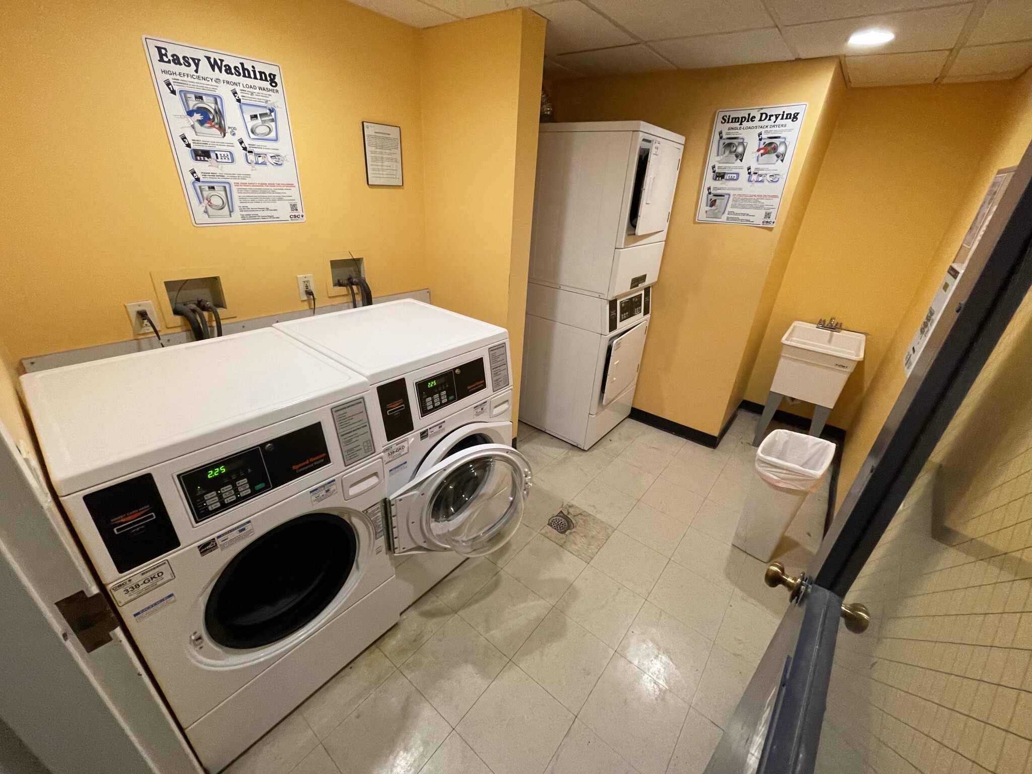 Studio bed, 1 bath apartment for rent at 16 Queensberry St Unit 21, Fenway