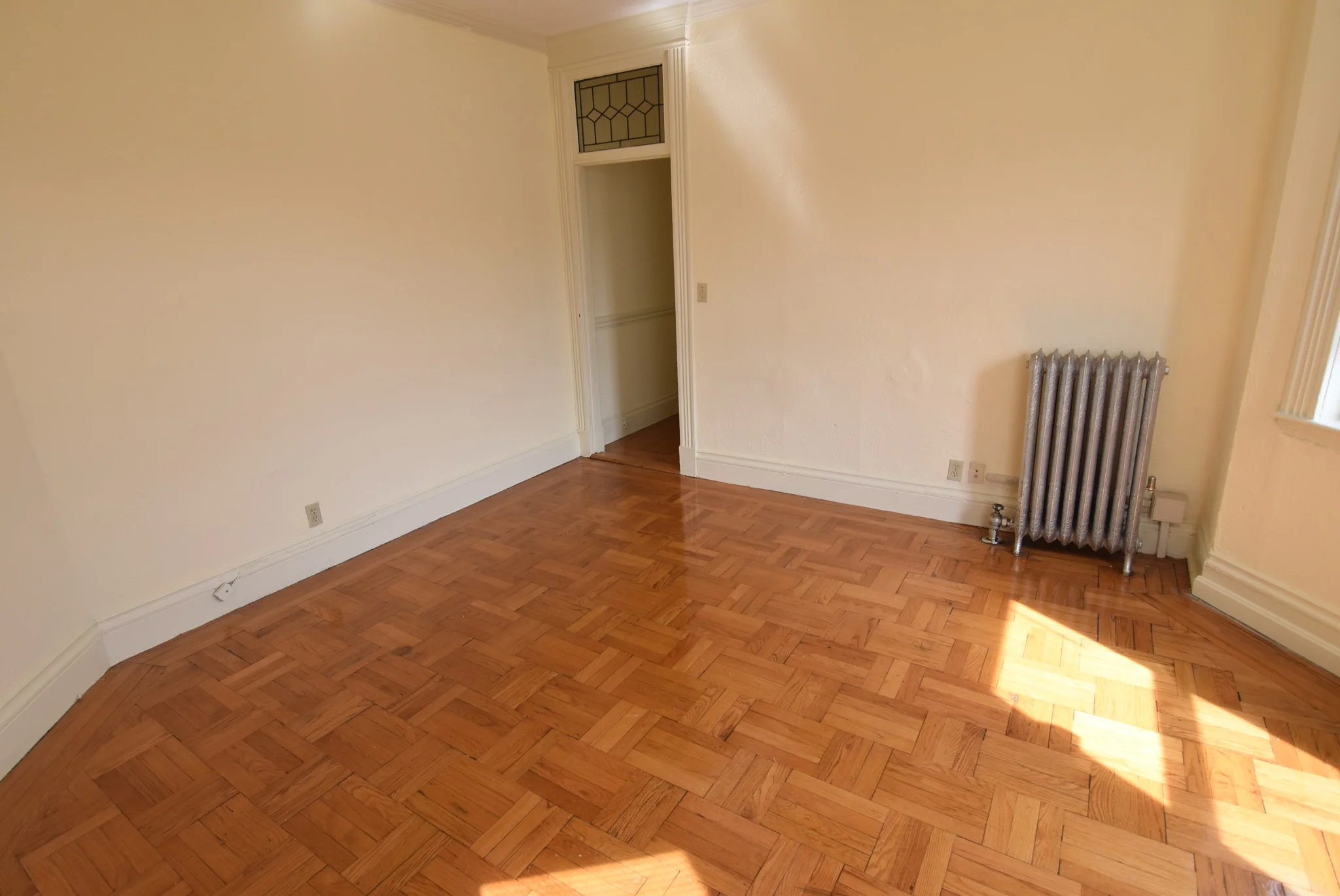 Studio bed, 1 bath apartment for rent at 16 Queensberry St Unit 24, Fenway — photo 3 of 8