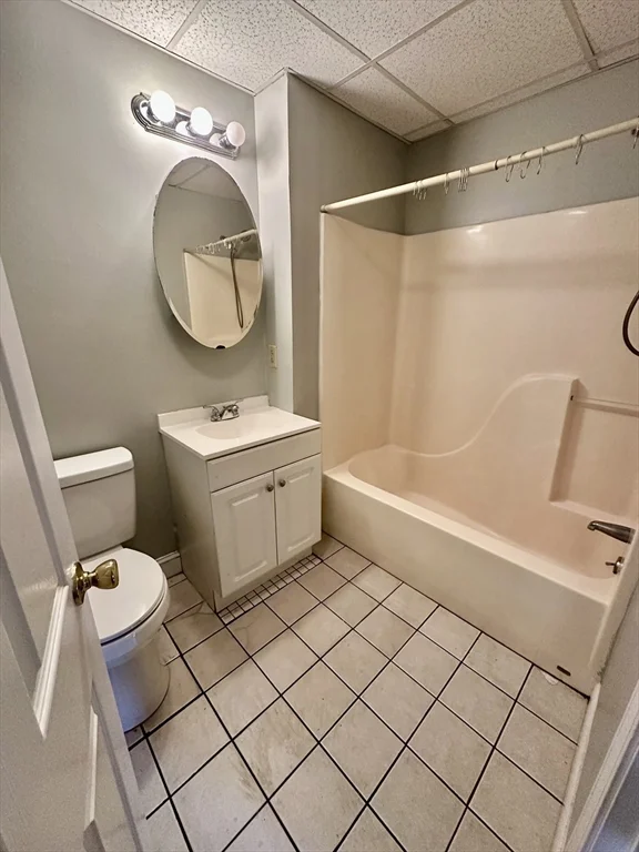 2 bed, 1 bath apartment for rent at 16 Richards Ave Unit 104, North Attleboro — photo 8 of 15