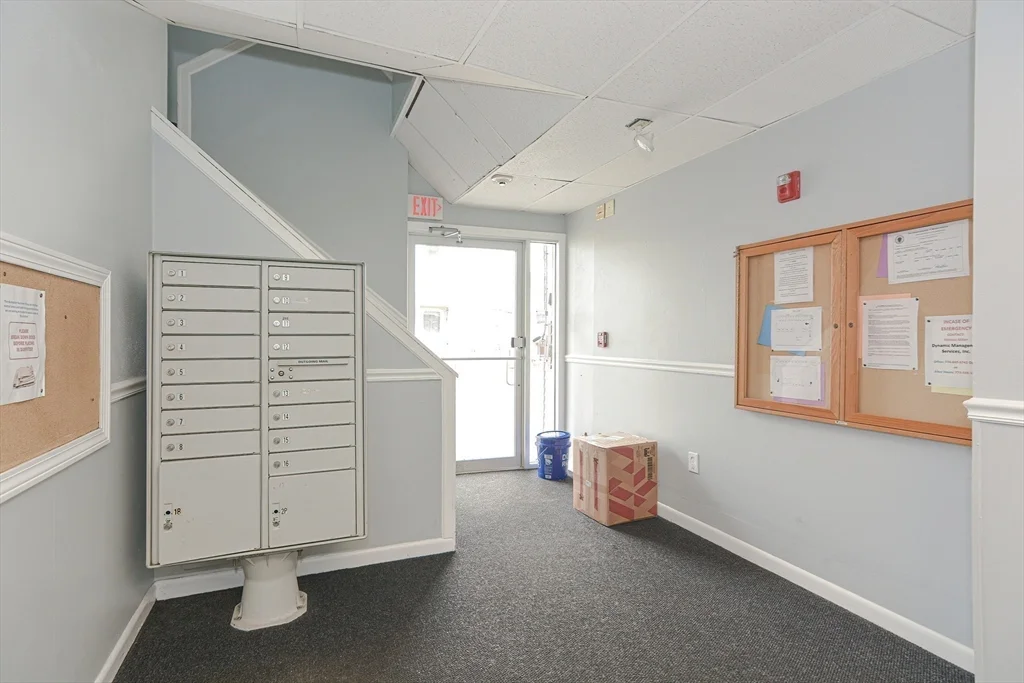 2 bed, 1 bath apartment for rent at 16 Richards Ave Unit 104, North Attleboro — photo 11 of 15