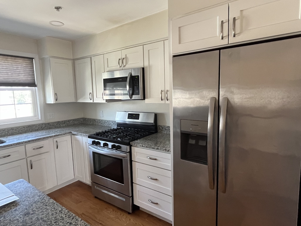 2 bed, 1 bath apartment for rent at 16 River St Unit 6, Lynn — photo 10 of 12