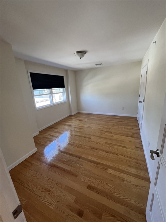 2 bed, 1 bath apartment for rent at 16 River St Unit 6, Lynn — photo 6 of 12