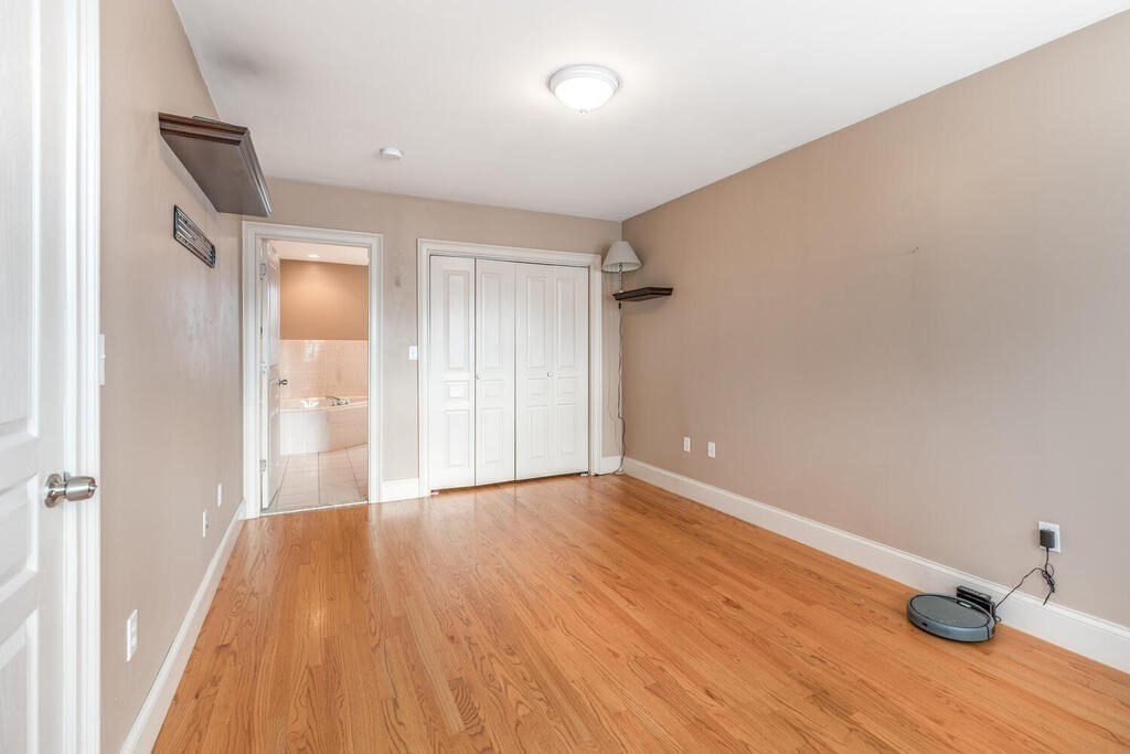 3 bed, 2 bath apartment for rent at 16 Roseclair St Unit 16, Dorchester — photo 12 of 25