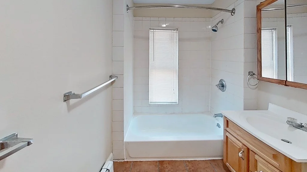 2 bed, 1 bath apartment for rent at 16 Ruthven St Unit 1, Dorchester — photo 10 of 15
