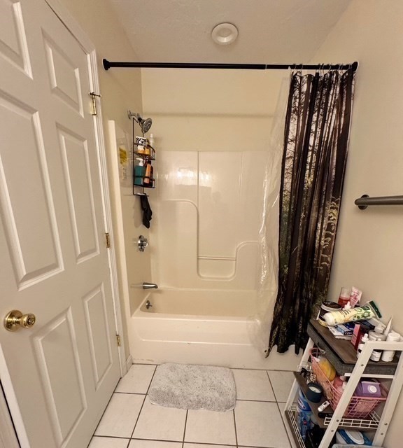 2 bed, 2 bath apartment for rent at 16 Saco Unit 2, Dorchester — photo 10 of 14
