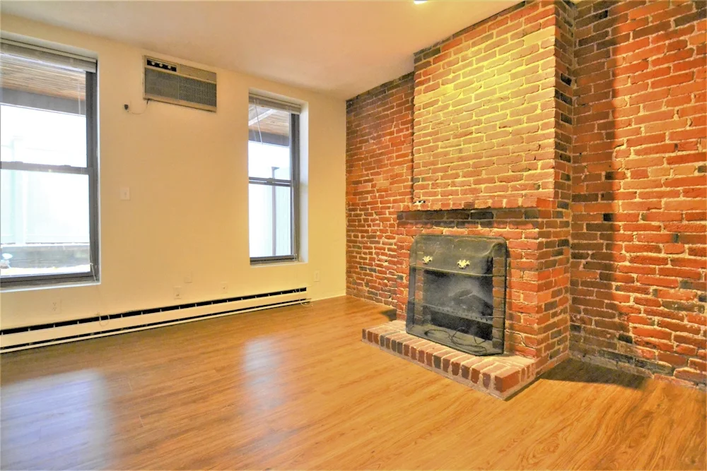 1 bed, 1 bath apartment for rent at 16 Saint Germain St Unit 1, Back Bay