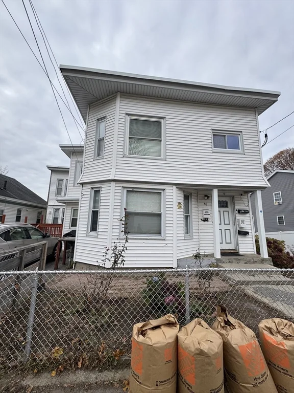 3 bed, 1 bath apartment for rent at 16 Sargent Unit 1, Lawrence