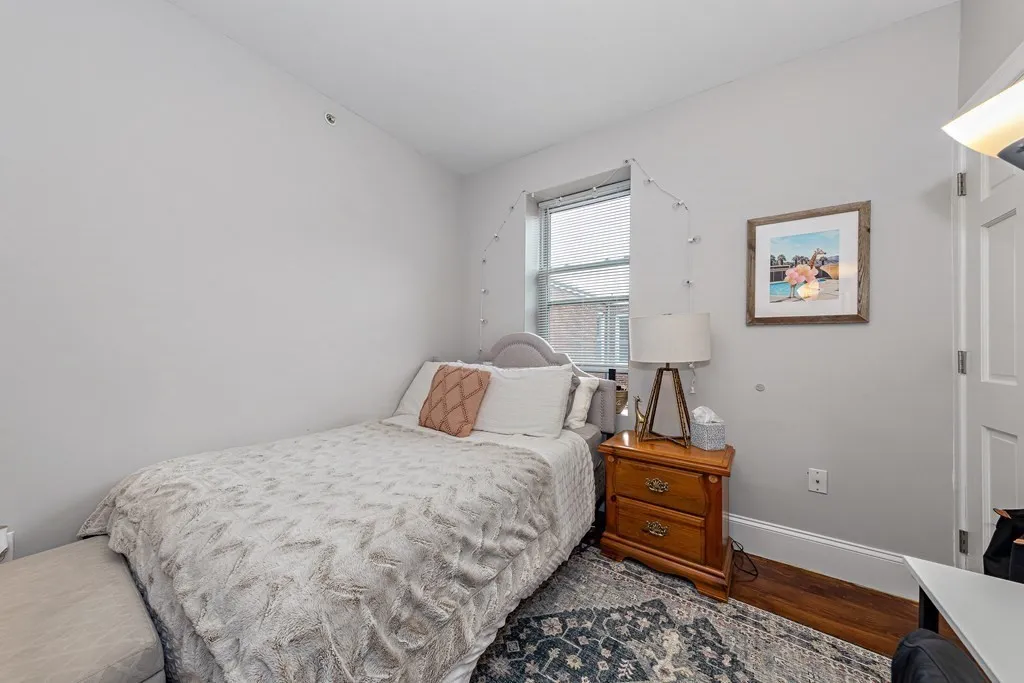 4 bed, 2 bath apartment for rent at 16 Sewall St Unit 3a, Mission Hill — photo 3 of 20