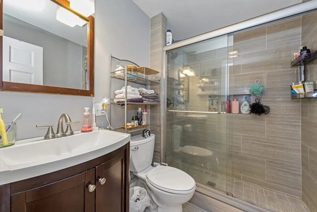 4 bed, 2 bath apartment for rent at 16 Sewall St Unit 3a, Mission Hill — photo 13 of 20