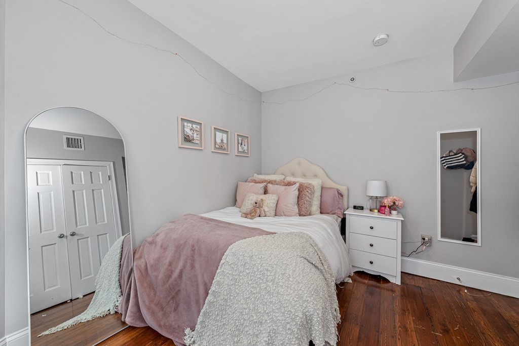 4 bed, 2 bath apartment for rent at 16 Sewall St Unit 4, Mission Hill — photo 35 of 40