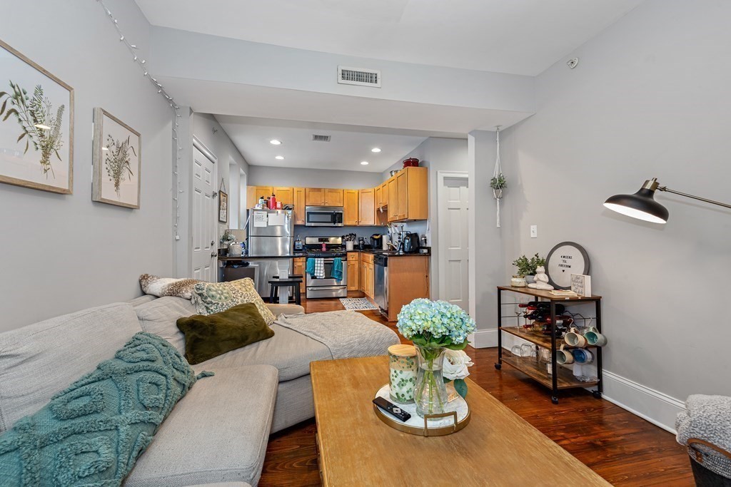 4 bed, 2 bath apartment for rent at 16 Sewall St Unit 4, Mission Hill