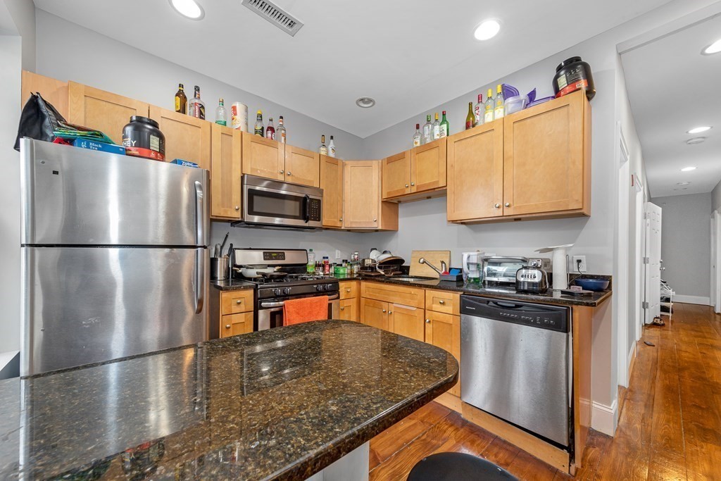 4 bed, 2 bath apartment for rent at 16 Sewall St Unit 4, Mission Hill — photo 21 of 40