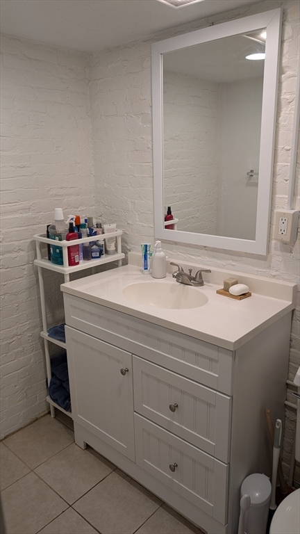 1 bed, 1 bath apartment for rent at 16 Shepard St Unit G, Neighborhood Nine — photo 14 of 18