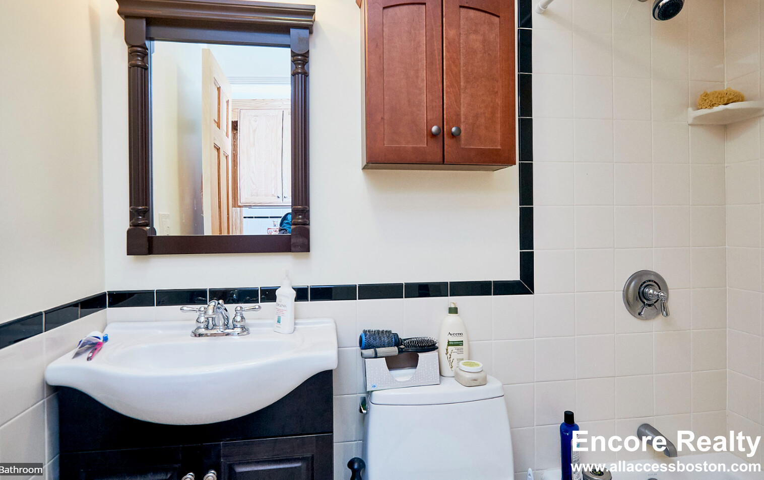 1 bed, 1 bath apartment for rent at 16 South Russell St Unit B, Beacon Hill — photo 7 of 10